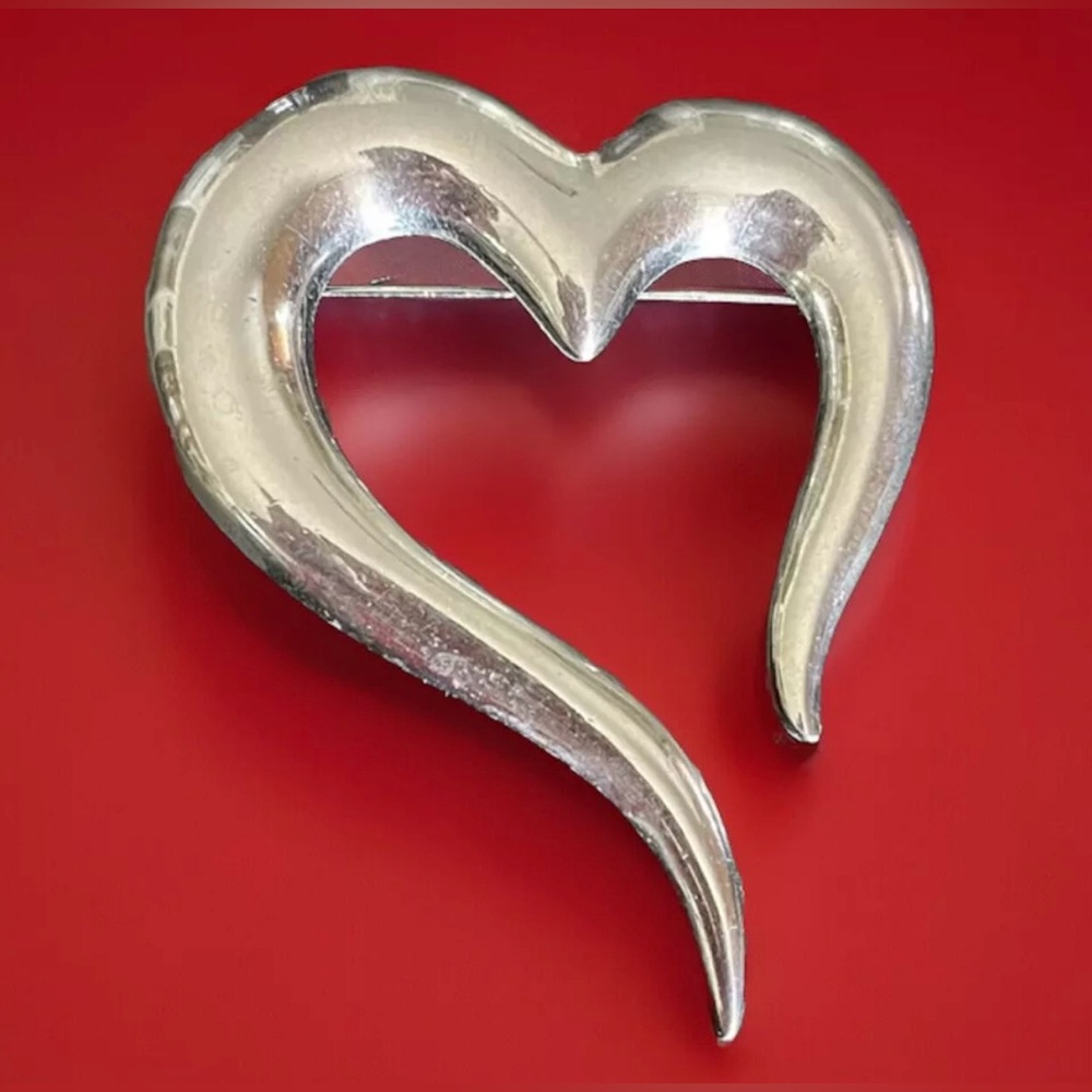 Vintage JJ 1988 Large Open Heart Silver Tone Pin Brooch Abstract Modernist